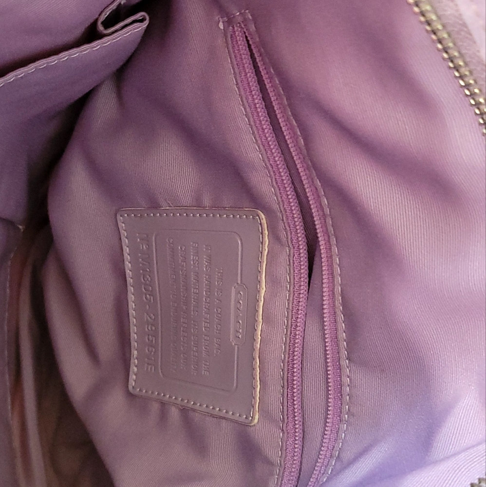 Coach - Picture 4 of 5